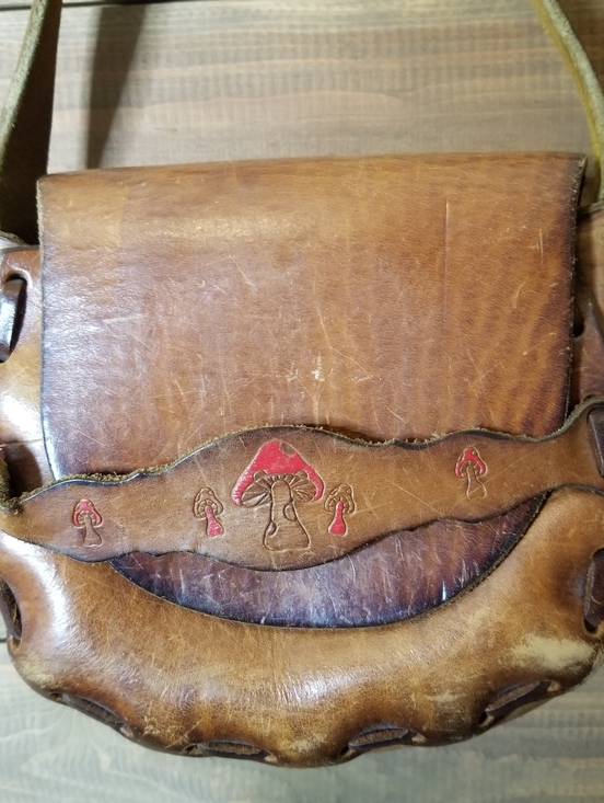 Handbags - Vtg 70s Tooled Leather Mushroom Boho Saddle Bag Hippy Distressed Purse.